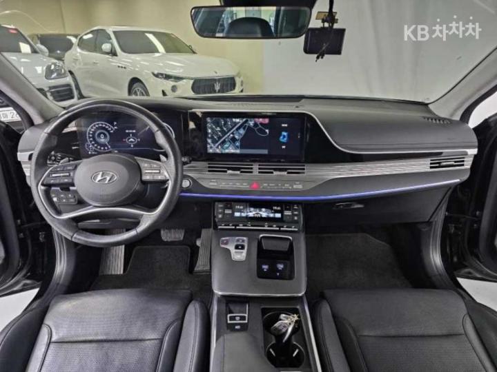 Hyundai Grandeur 2.5 Calligraphy 7