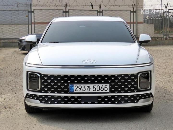 Hyundai Grandeur The 2.5 Gasoline 2WD Exclusive 2