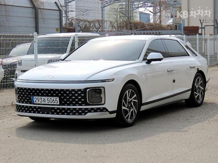 Hyundai Grandeur The 2.5 Gasoline 2WD Exclusive 3