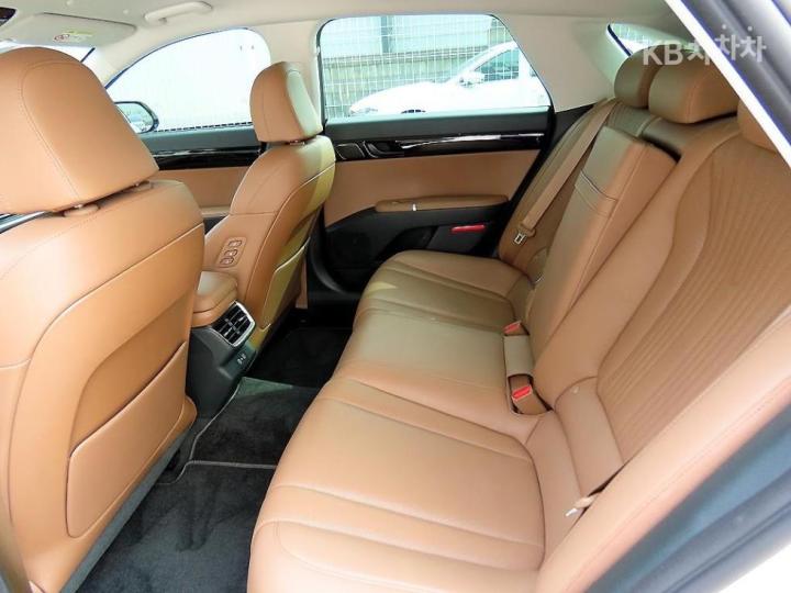 Hyundai Grandeur The 2.5 Gasoline 2WD Exclusive 7