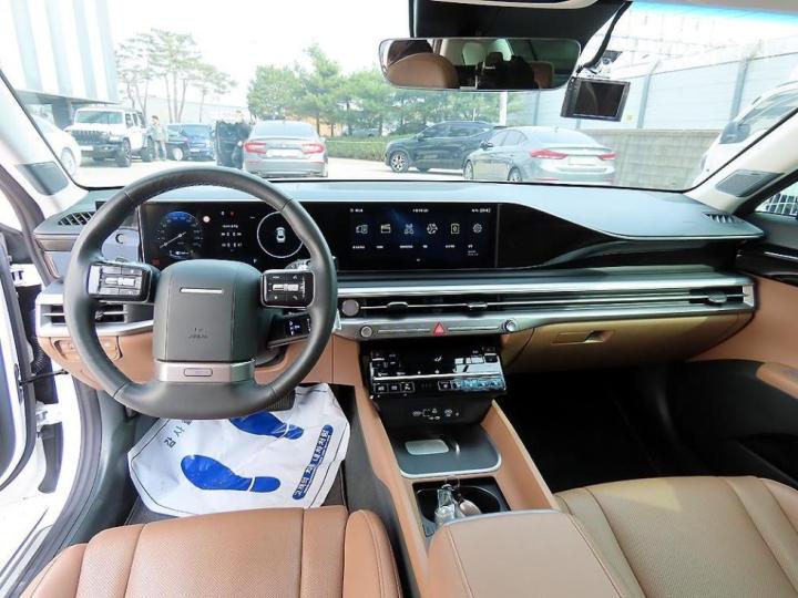 Hyundai Grandeur The 2.5 Gasoline 2WD Exclusive 8