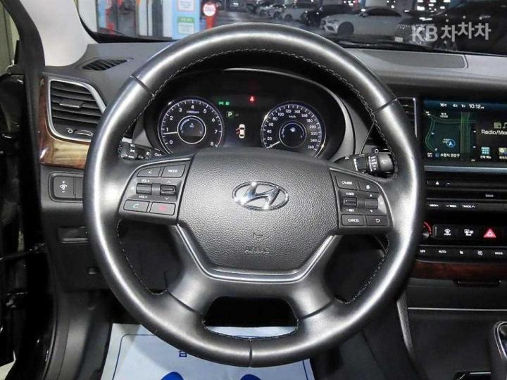 Hyundai Aslan G300 Modern Special 9