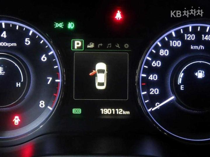 Hyundai Aslan G300 Modern Special 10