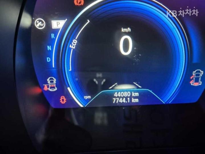 Renault QM6 2.0 GDe 2WD SE 6