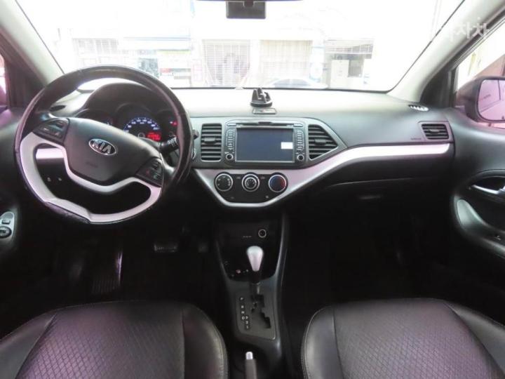 Kia Morning Luxury Sport 8