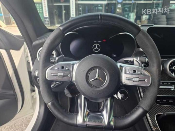 Mercedes-Benz C-Class C63 S AMG Coupe 6