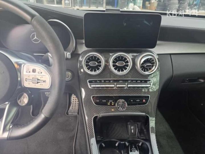 Mercedes-Benz C-Class C63 S AMG Coupe 7