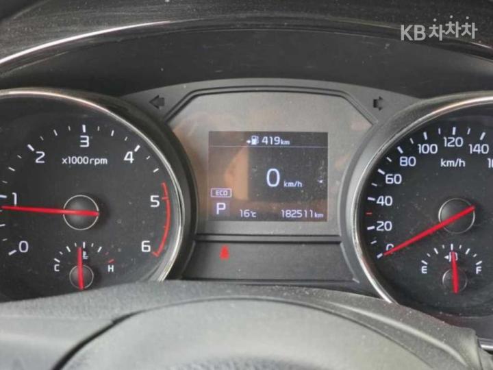 Kia Carnival 2.2 Diesel Noblesse Special 7