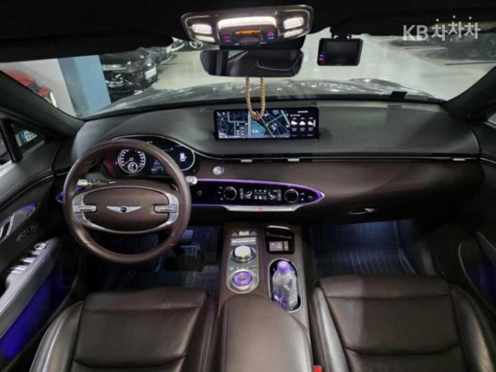 Genesis GV70 Gasoline 2.5T AWD 9