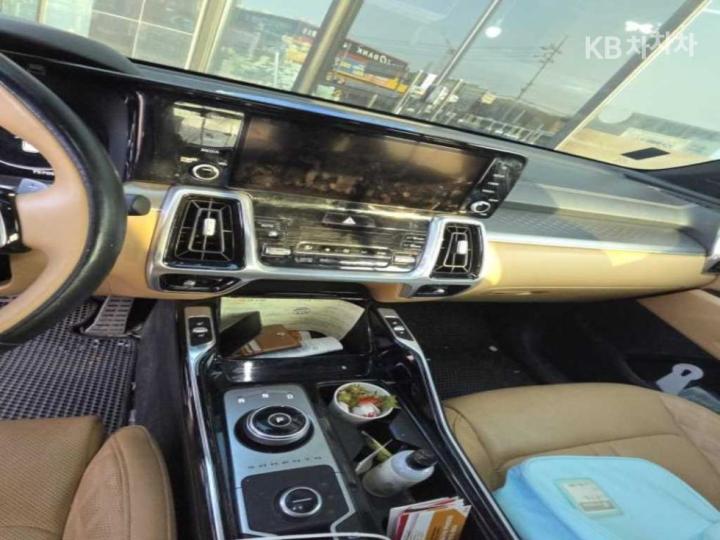 Kia Sorento Hybrid 1.6 HEV 4WD Prestige 9