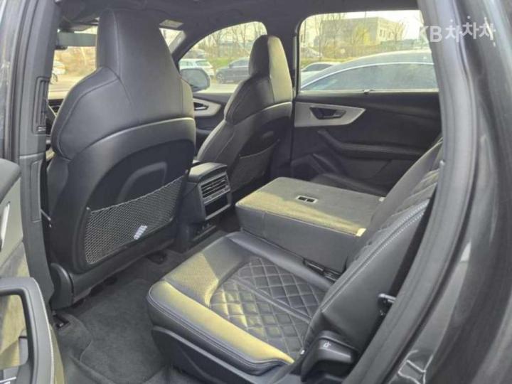 Audi Q7 New 3.0 50 TDI Quattro Premium 7