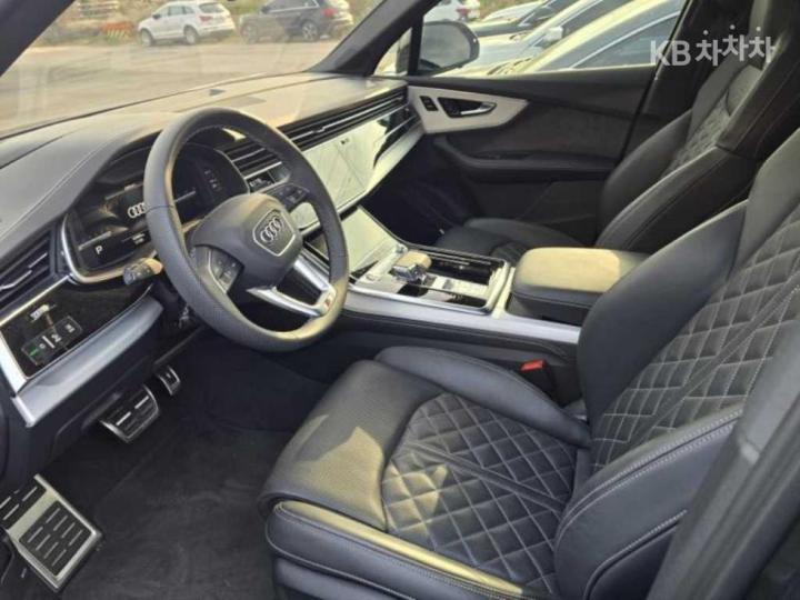 Audi Q7 New 3.0 50 TDI Quattro Premium 10