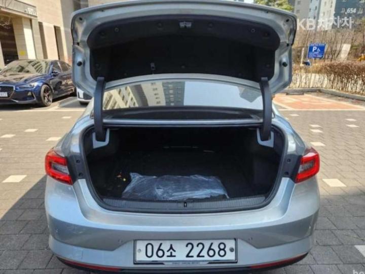 Renault SM6 2.0 GDe RE 6