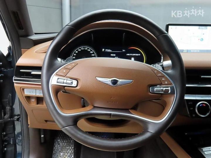 Genesis G80 RG3 2.5 T-GDi AWD 10