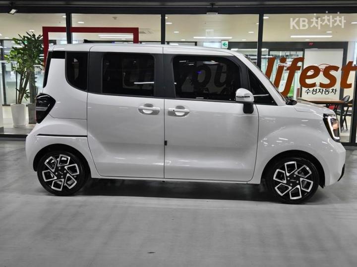 Kia Ray 1.0 Gasoline Signature 4