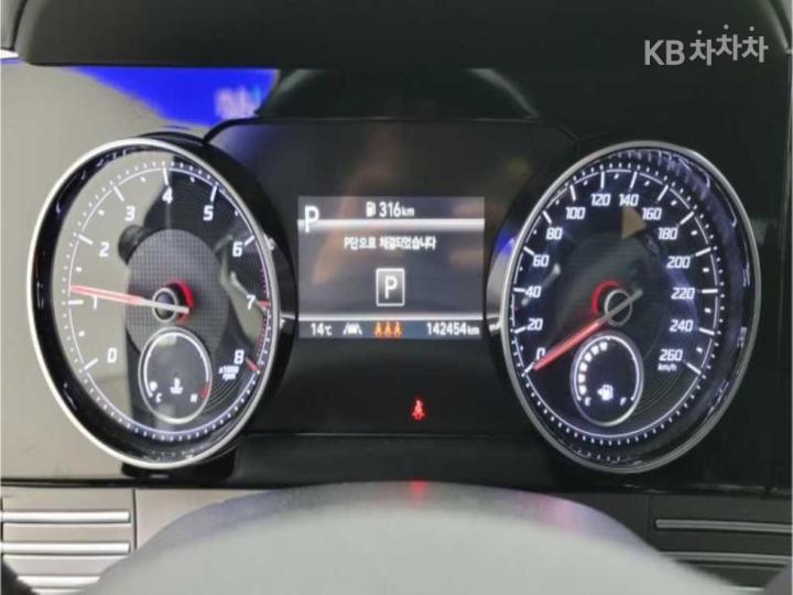 Hyundai Grandeur 2.5 Premium Choice 6