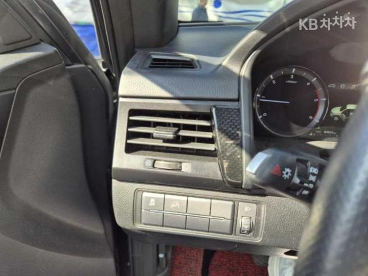 KG Mobility (Ssangyong) Rexton Sport 2.2 4WD Prestige 5