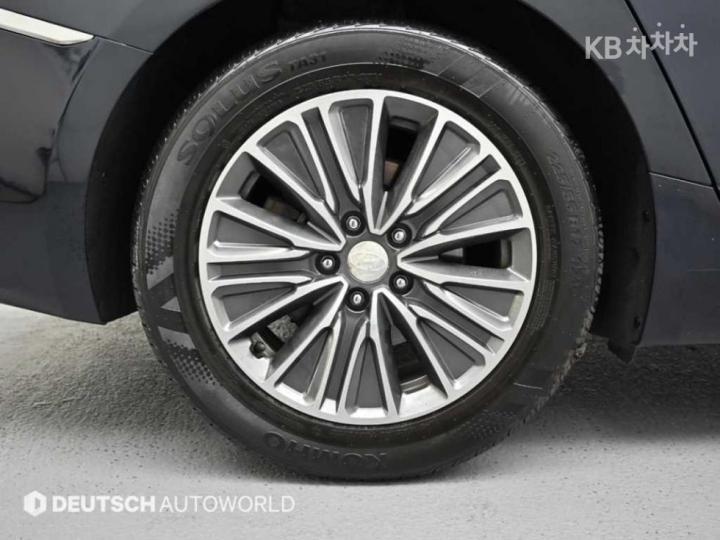 Kia K8 Hybrid 1.6 Turbo Signature 6
