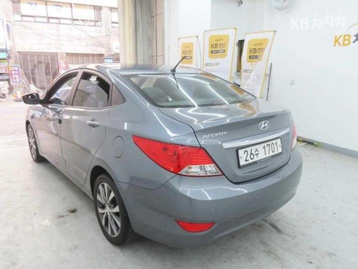 Hyundai Accent New 1.4 VVT Modern 5
