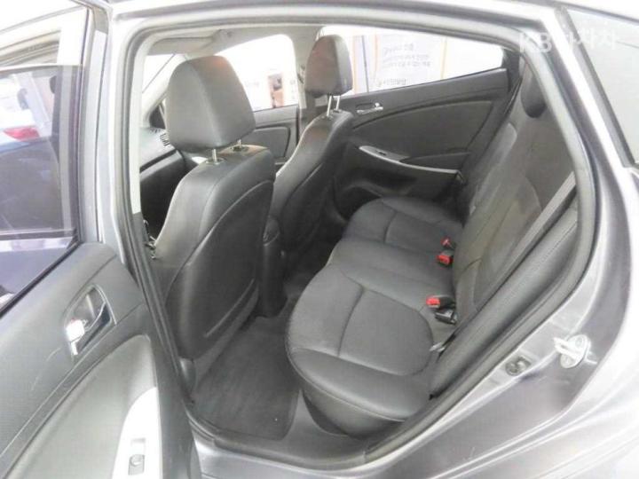 Hyundai Accent New 1.4 VVT Modern 7