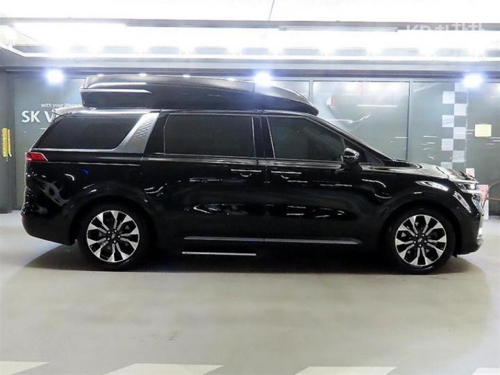 Kia Carnival High Limousine G3.5 GDI Signature 4