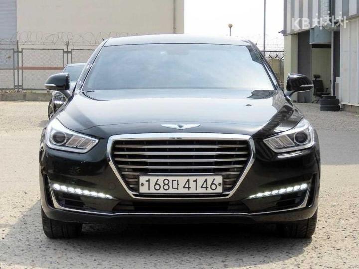 Genesis EQ900 3.8 GDI Luxury