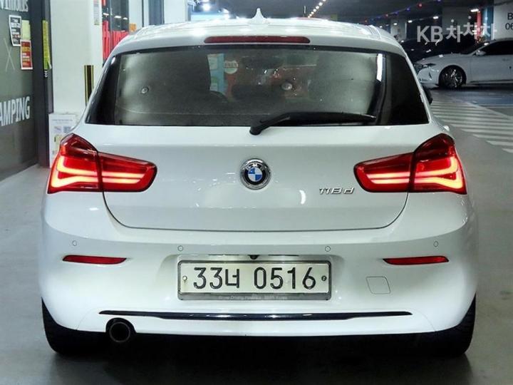 BMW 1 Series New 118d Sport Base Type 6