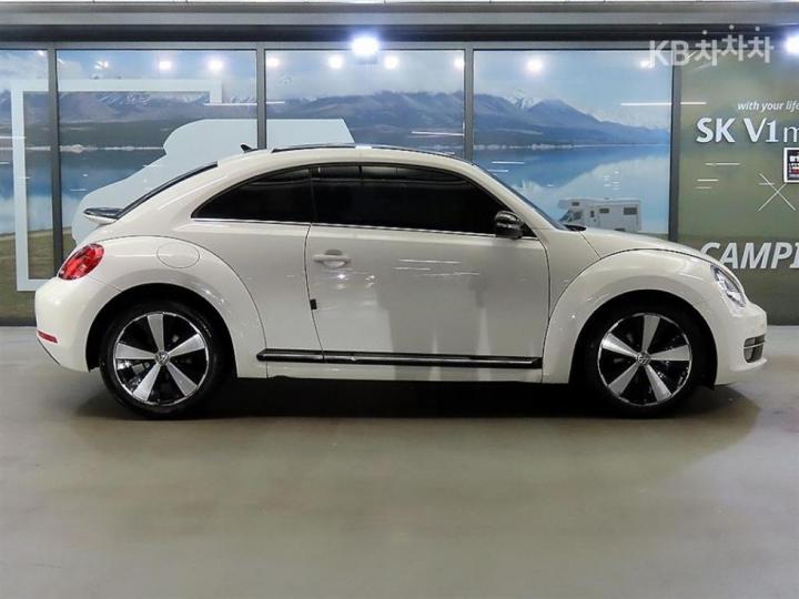 Volkswagen Beetle The 2.0 TDI 12 year ~ 4