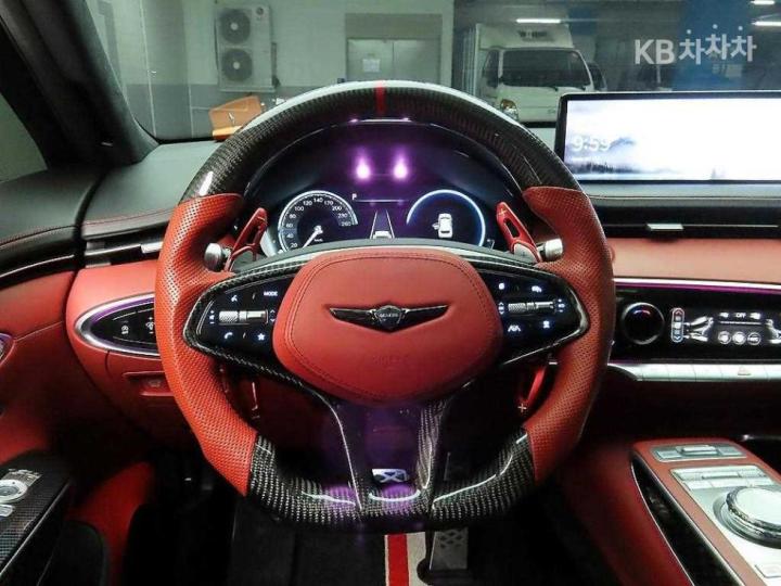 Genesis GV70 Gasoline 2.5T 2WD 8