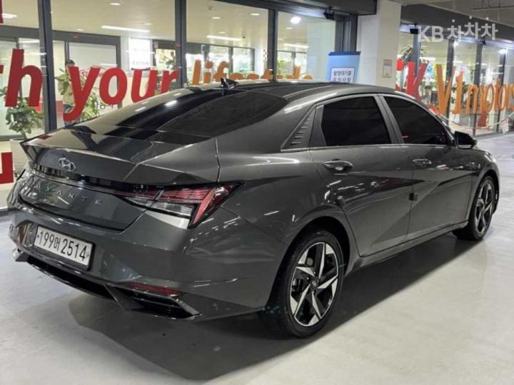 Hyundai Avante CN7 1.6 Gasoline Inspiration 5