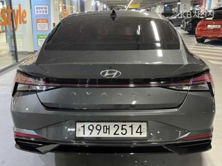 Hyundai Avante CN7 1.6 Gasoline Inspiration 6