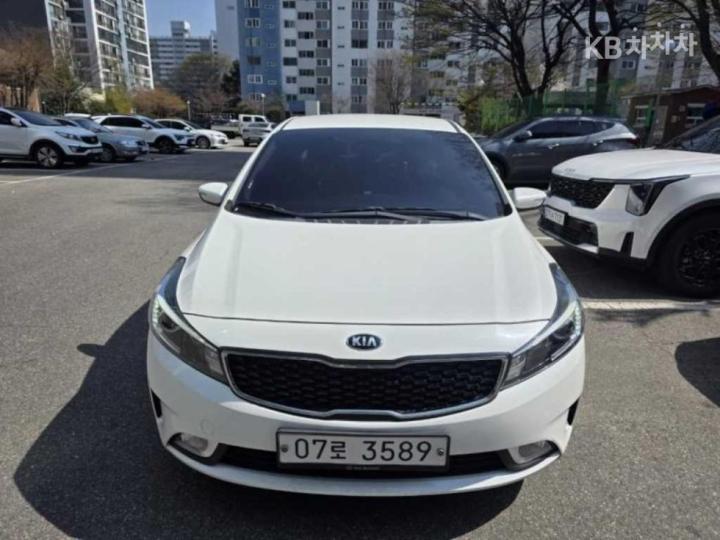 Kia K3 1.6 Gasoline Trendy Style 2