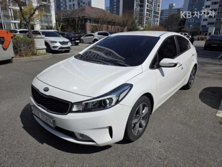 Kia K3 1.6 Gasoline Trendy Style 3