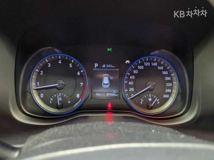 Hyundai Kona 1.6 Turbo Modern Art 9