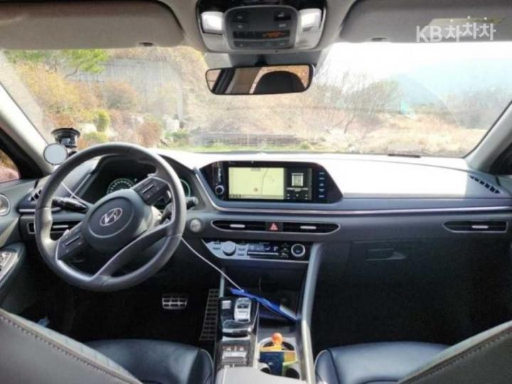 Hyundai Sonata Hybrid DN8 2.0 Hybrid Inspiration 8