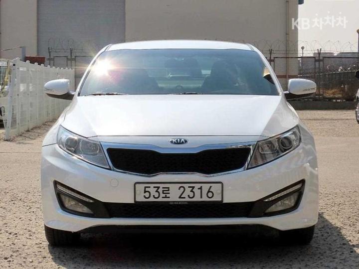 Kia K5 2.0 LPI Deluxe 2