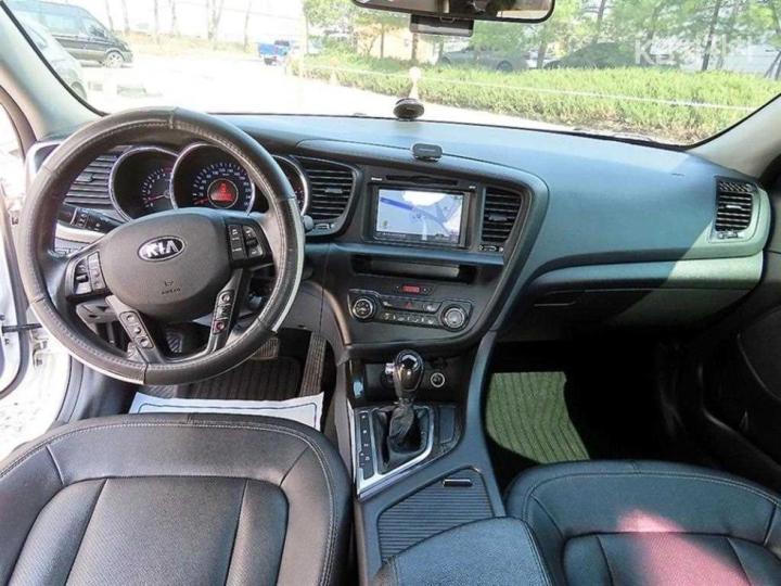 Kia K5 2.0 LPI Deluxe 8