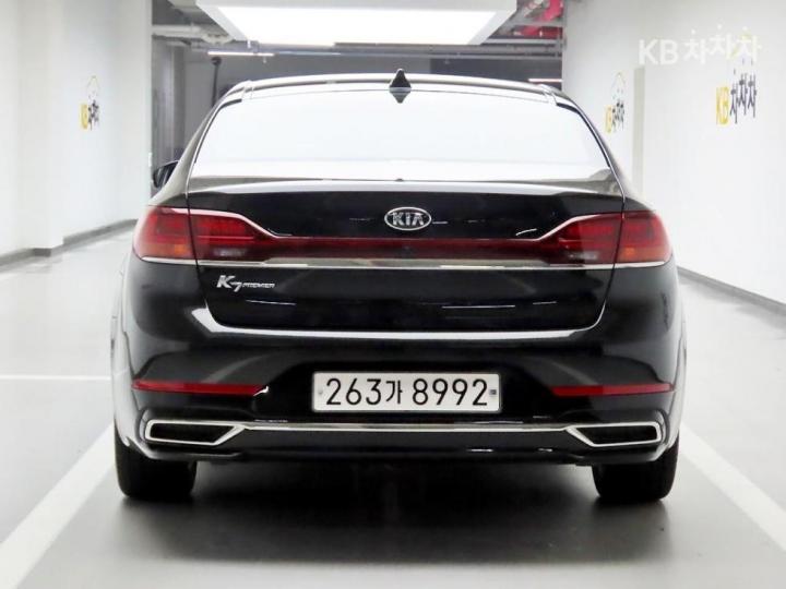 Kia K7 Premier 2.5 GDi Noblesse 4