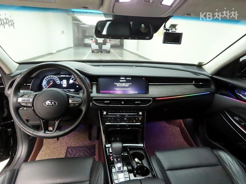 2020 - kia k7