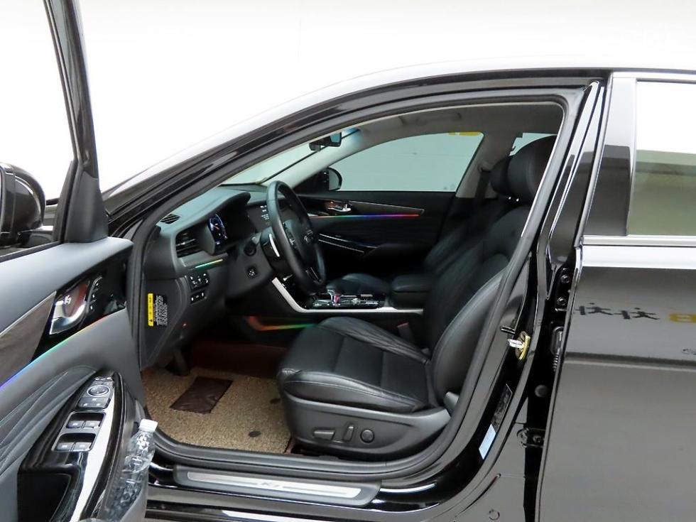 2020 - kia k7