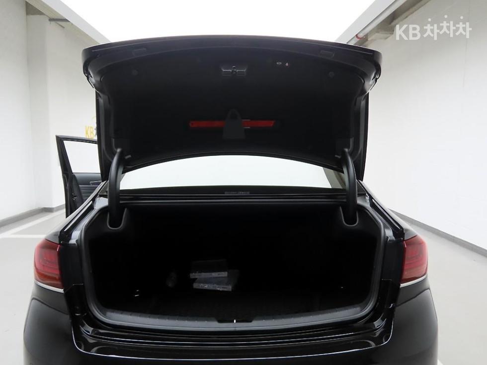 2020 - kia k7