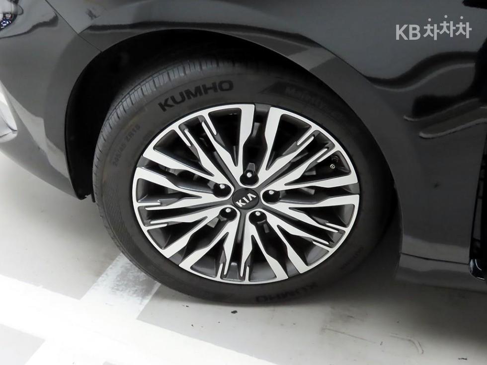 2020 - kia k7