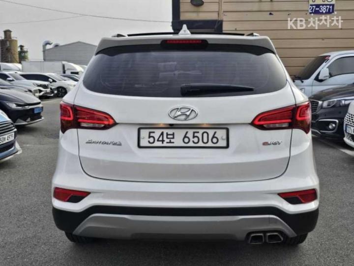 Hyundai Santa Fe The Prime Diesel R2.0 2WD Exclusive Special 5