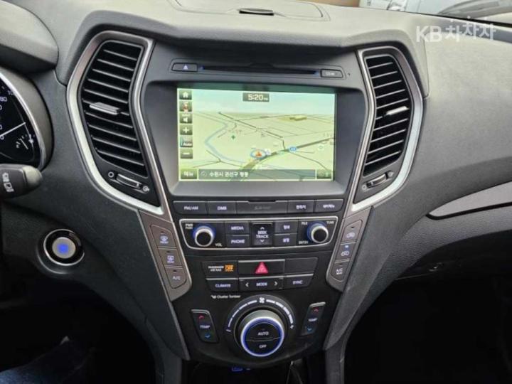 Hyundai Santa Fe The Prime Diesel R2.0 2WD Exclusive Special 9