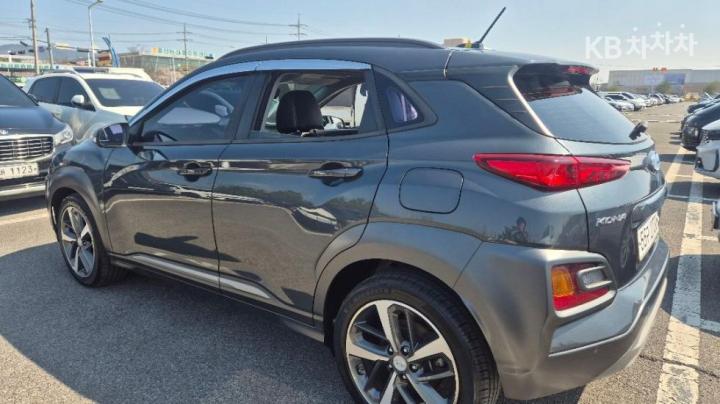 Hyundai Kona 1.6 Turbo Premium 5