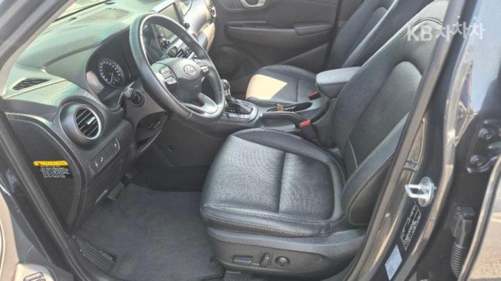 Hyundai Kona 1.6 Turbo Premium 8