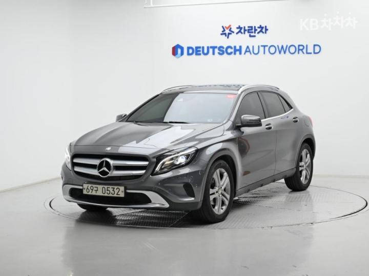 Mercedes-Benz GLA-Class X156 GLA200 d
