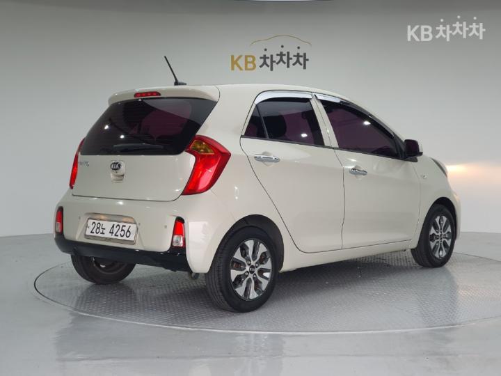 Kia Morning Luxury 3