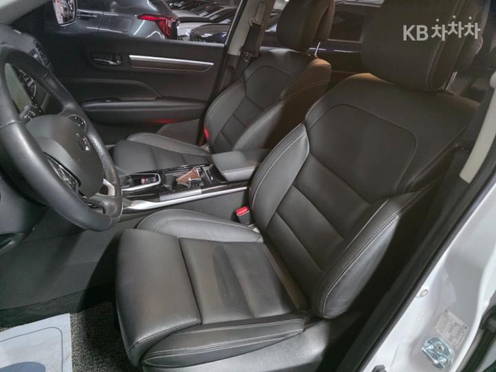 Renault QM6 2.0 LPe 2WD RE Signature 9