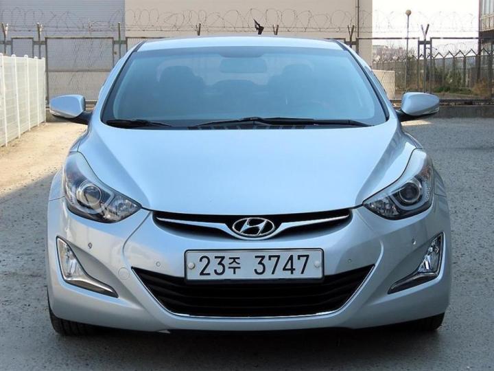 Hyundai Avante 1.6 GDi Premium Base Type